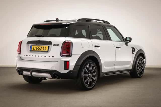 MINI Countryman (2021) thumbnail 2
