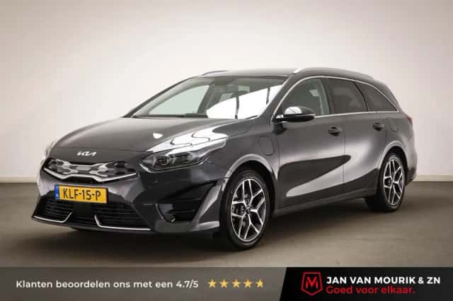 Kia Ceed Sportswagon (2023) thumbnail 1