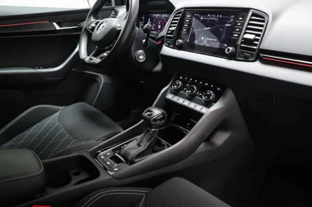 Škoda Karoq (2021) thumbnail 3