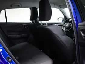 Suzuki Swift (2025) thumbnail 10