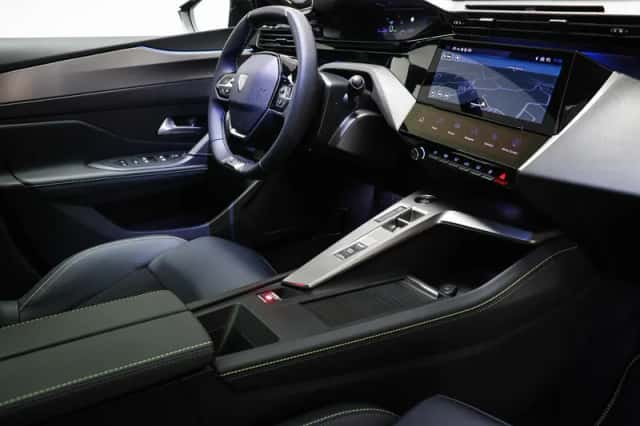Peugeot 408 (2026) thumbnail 3