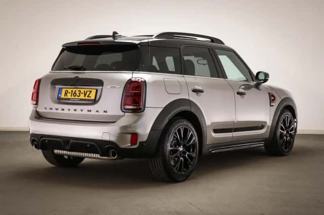 MINI Countryman (2019) thumbnail 2