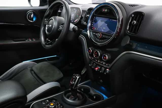 MINI Countryman (2019) thumbnail 3