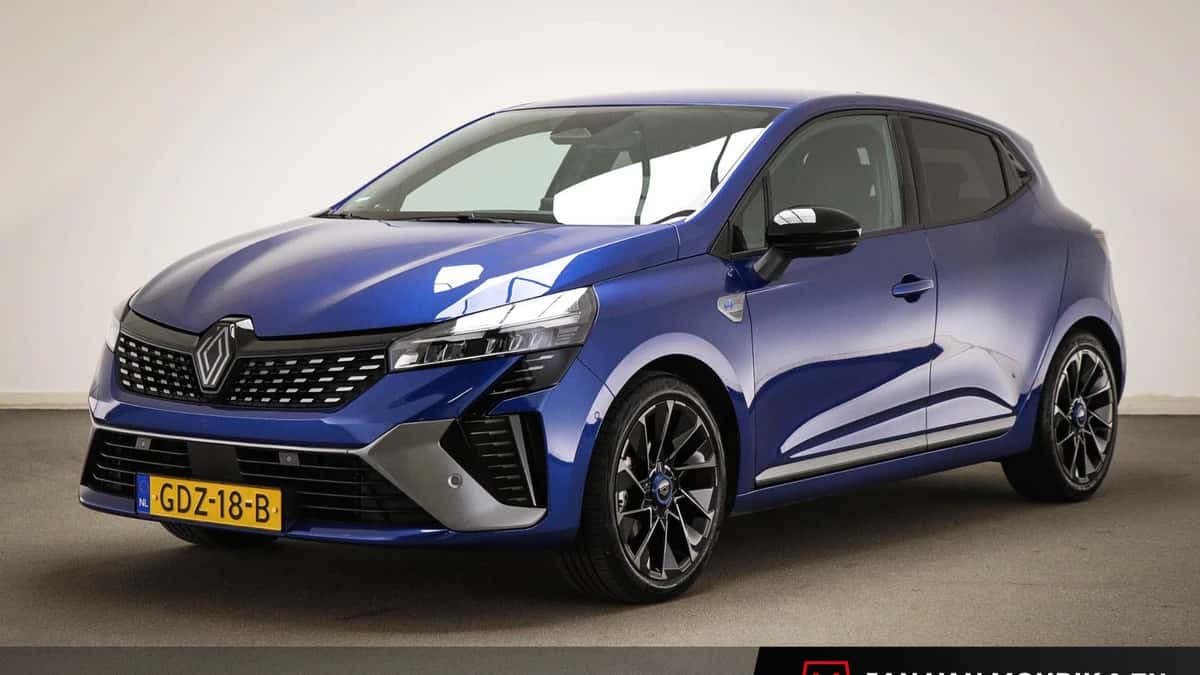 Renault Clio (2024) — foto 1