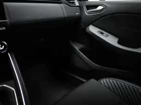Renault Clio (2024) thumbnail 40