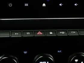 Renault Clio (2024) thumbnail 5