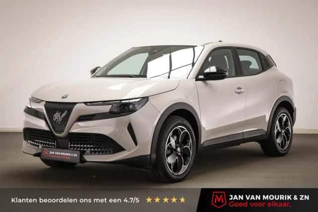 Alfa Romeo Junior (2025) thumbnail 1