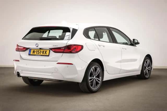 BMW 1-Serie (2021) thumbnail 2