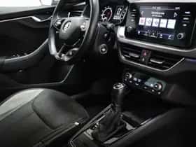 Škoda Kamiq (2021) thumbnail 3