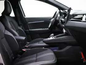 Renault Captur (2023) thumbnail 8