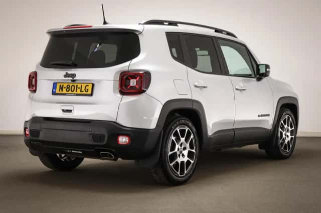 Jeep Renegade (2021) thumbnail 2