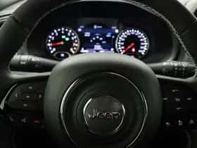 Jeep Renegade (2021) thumbnail 33