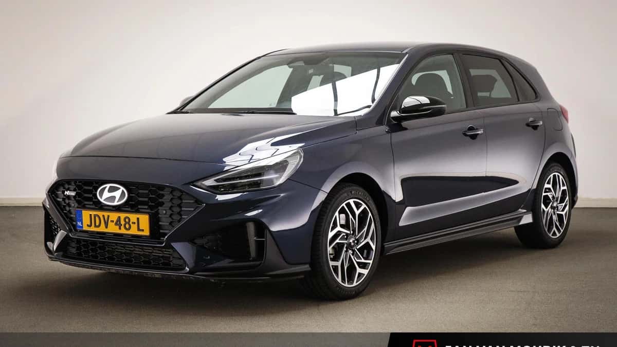 Hyundai i30 (2024) — foto 1