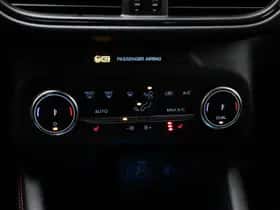 Ford Kuga (2023) thumbnail 35