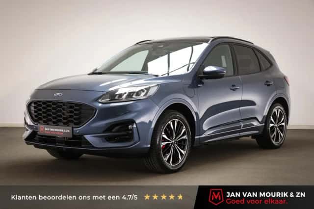 Ford Kuga (2023) thumbnail 1