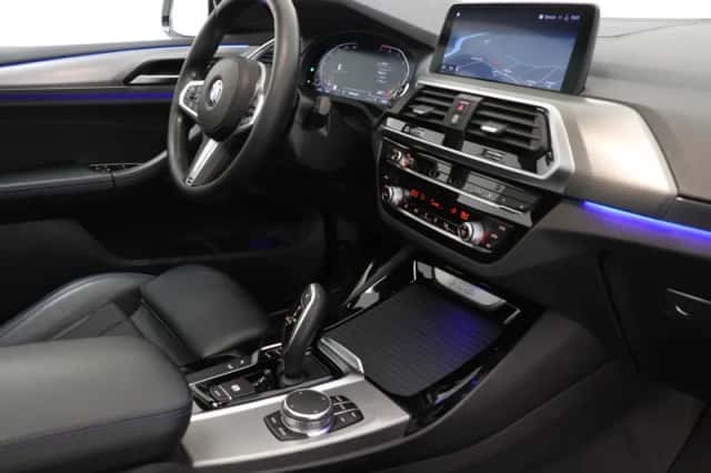 BMW X3 (2020) thumbnail 3