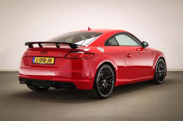 Audi TT (2018) thumbnail 2
