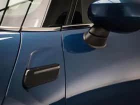 MINI Cooper (2021) thumbnail 17
