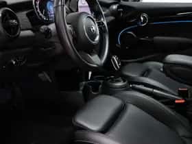 MINI Cooper (2021) thumbnail 26