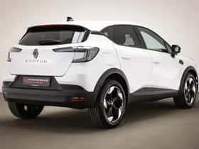 Renault Captur (2025) thumbnail 2