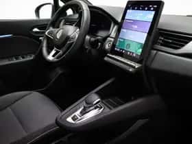 Renault Captur (2025) thumbnail 3