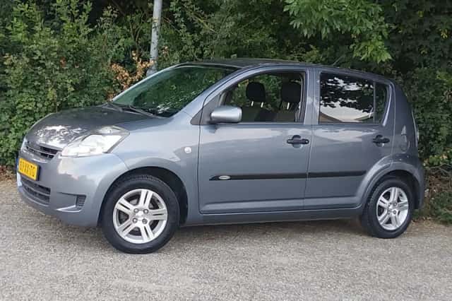 Daihatsu Sirion 2 (2007) thumbnail 2