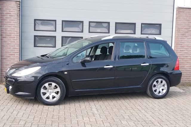 Peugeot 307 SW (2005) thumbnail 2
