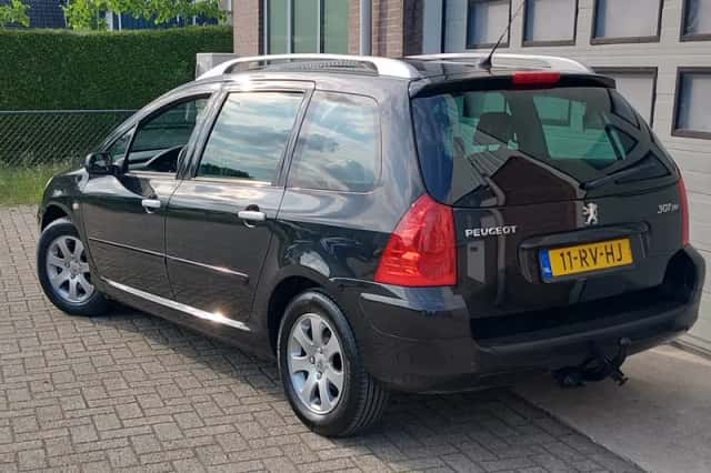Peugeot 307 SW (2005) thumbnail 3