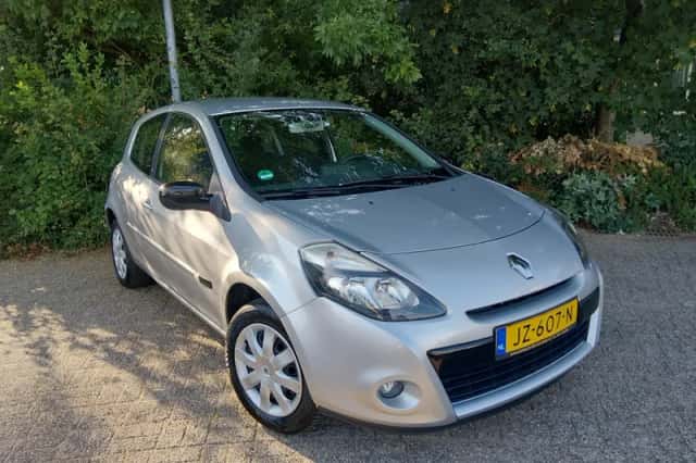 Renault Clio (2011) thumbnail 4