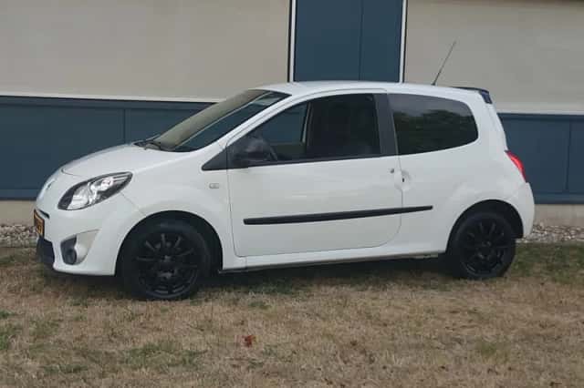 Renault Twingo (2008) thumbnail 2