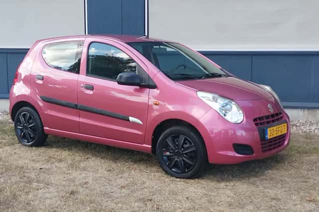 Suzuki Alto (2011) thumbnail 5