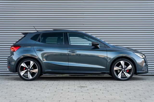 SEAT Ibiza (2021) thumbnail 4