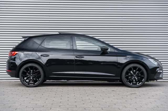 SEAT Leon (2019) thumbnail 4