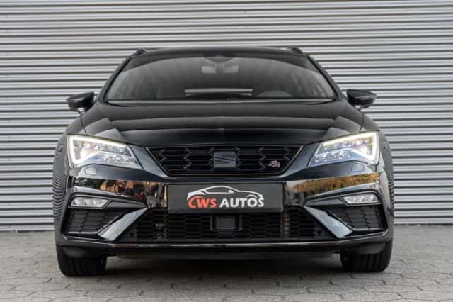 SEAT Leon (2018) thumbnail 2
