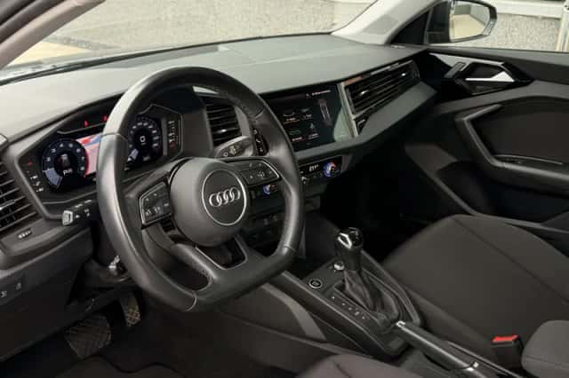 Audi A1 (2021) thumbnail 2