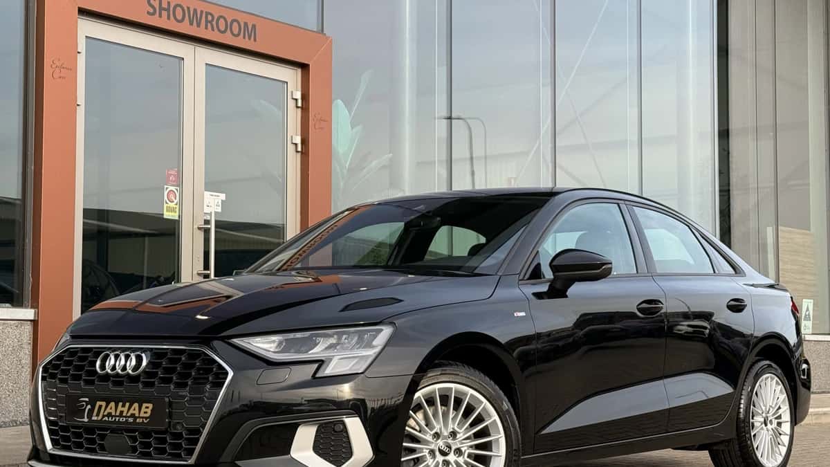 Audi A3 (2021) — foto 1