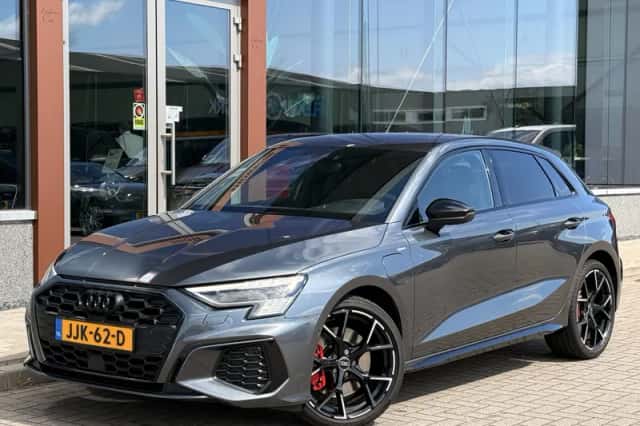 Audi A3 (2022) thumbnail 3