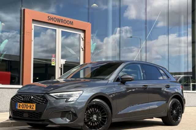 Audi A3 (2022) thumbnail 1