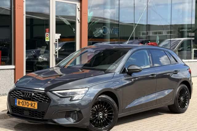 Audi A3 (2022) thumbnail 3