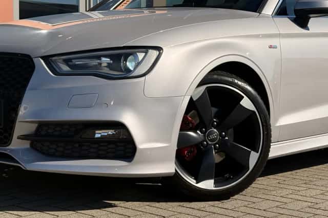 Audi A3 (2013) thumbnail 5