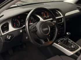 Audi A4 (2015) thumbnail 2