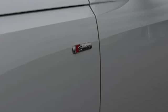 Audi A4 (2024) thumbnail 6