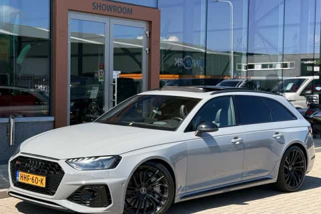 Audi A4 (2021) thumbnail 3