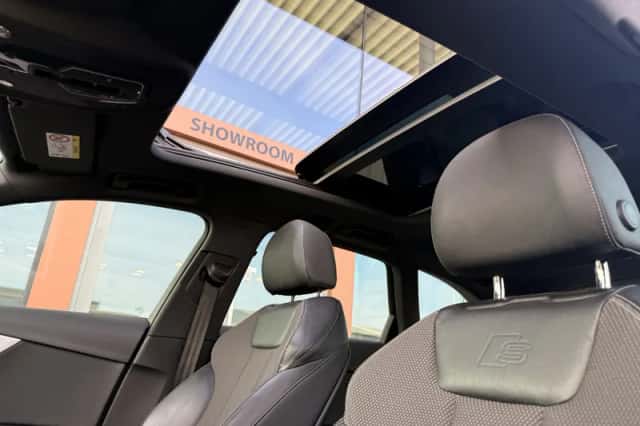 Audi A4 (2018) thumbnail 6