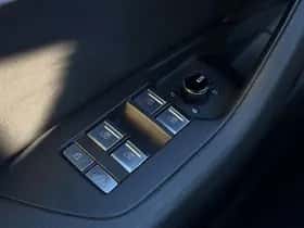 Audi A6 (2018) thumbnail 32