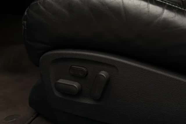 Audi A6 (2000) thumbnail 6