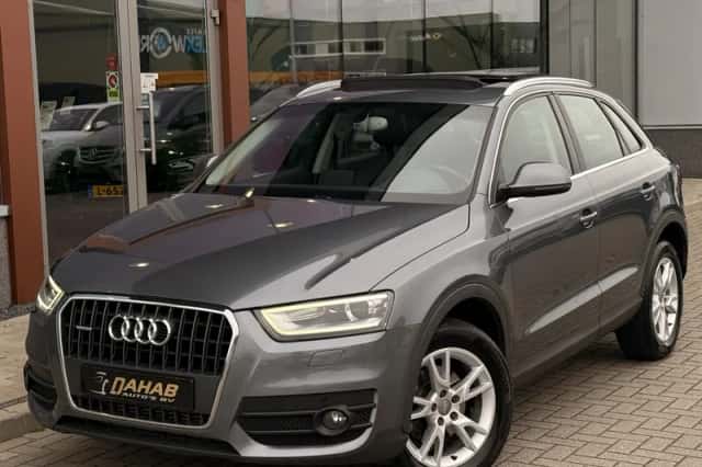 Audi Q3 (2012) thumbnail 3