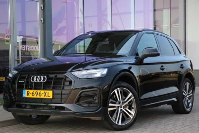 Audi Q5 (2022) thumbnail 1
