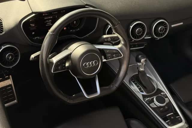 Audi TT (2015) thumbnail 2