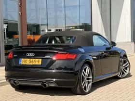Audi TT (2015) thumbnail 16